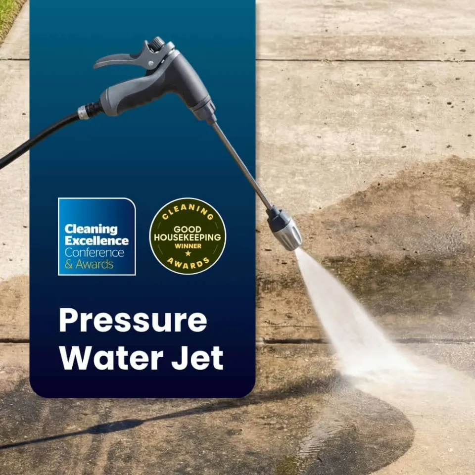 Pressurizer high-pressure nozzle attached to a garden hose